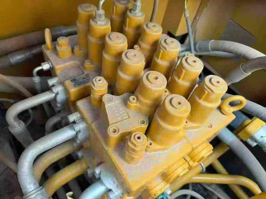 Used Sany SY215C Excavator 2021 Model / 8