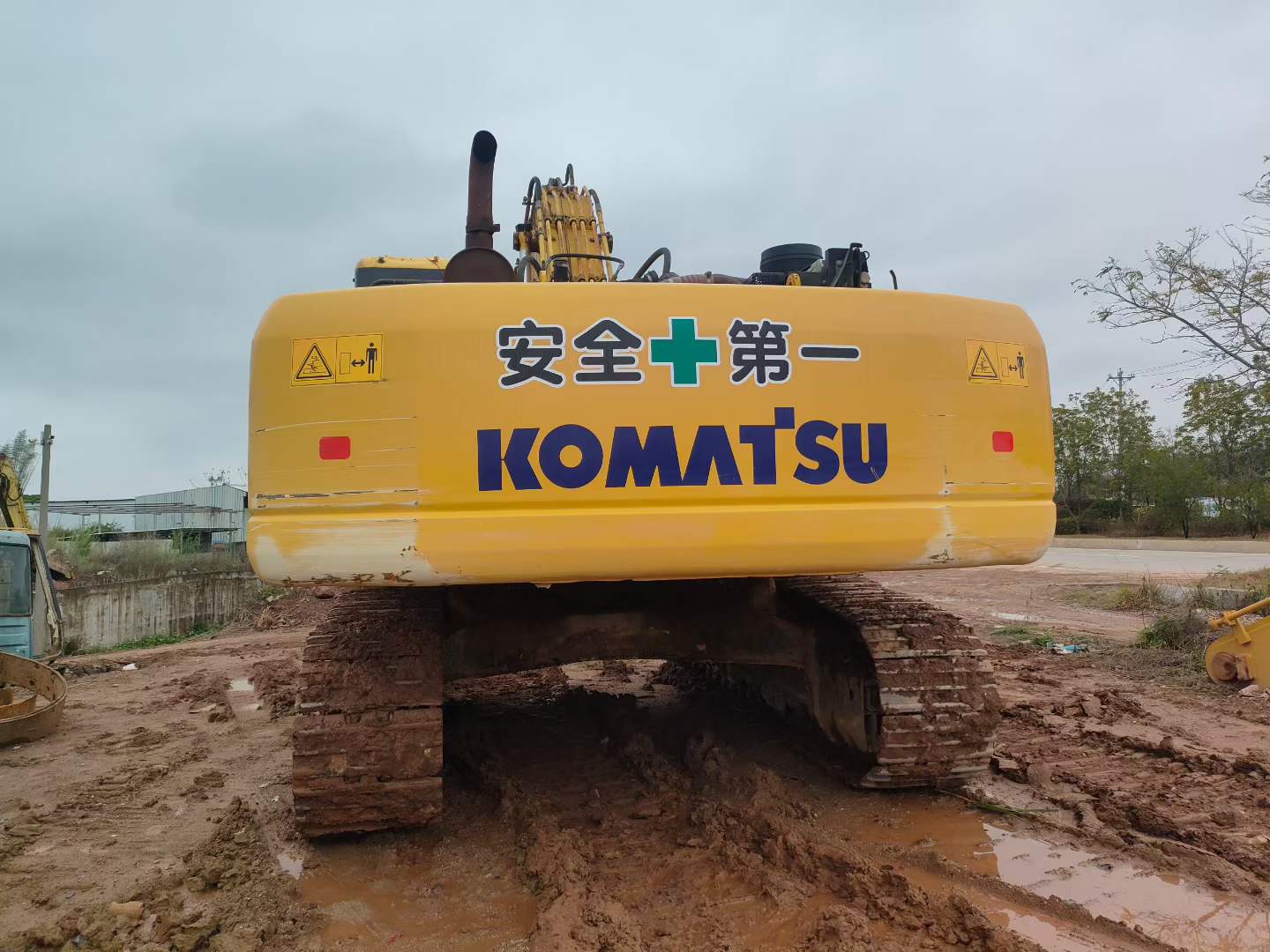 Used Komatsu PC360-7 Excavator 2016 Model / 3