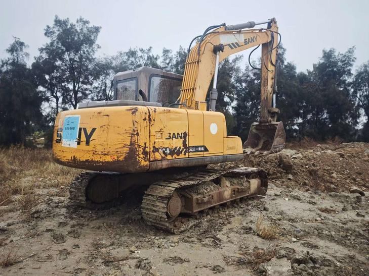 Buy Sany SY115C Used Excavator / 1