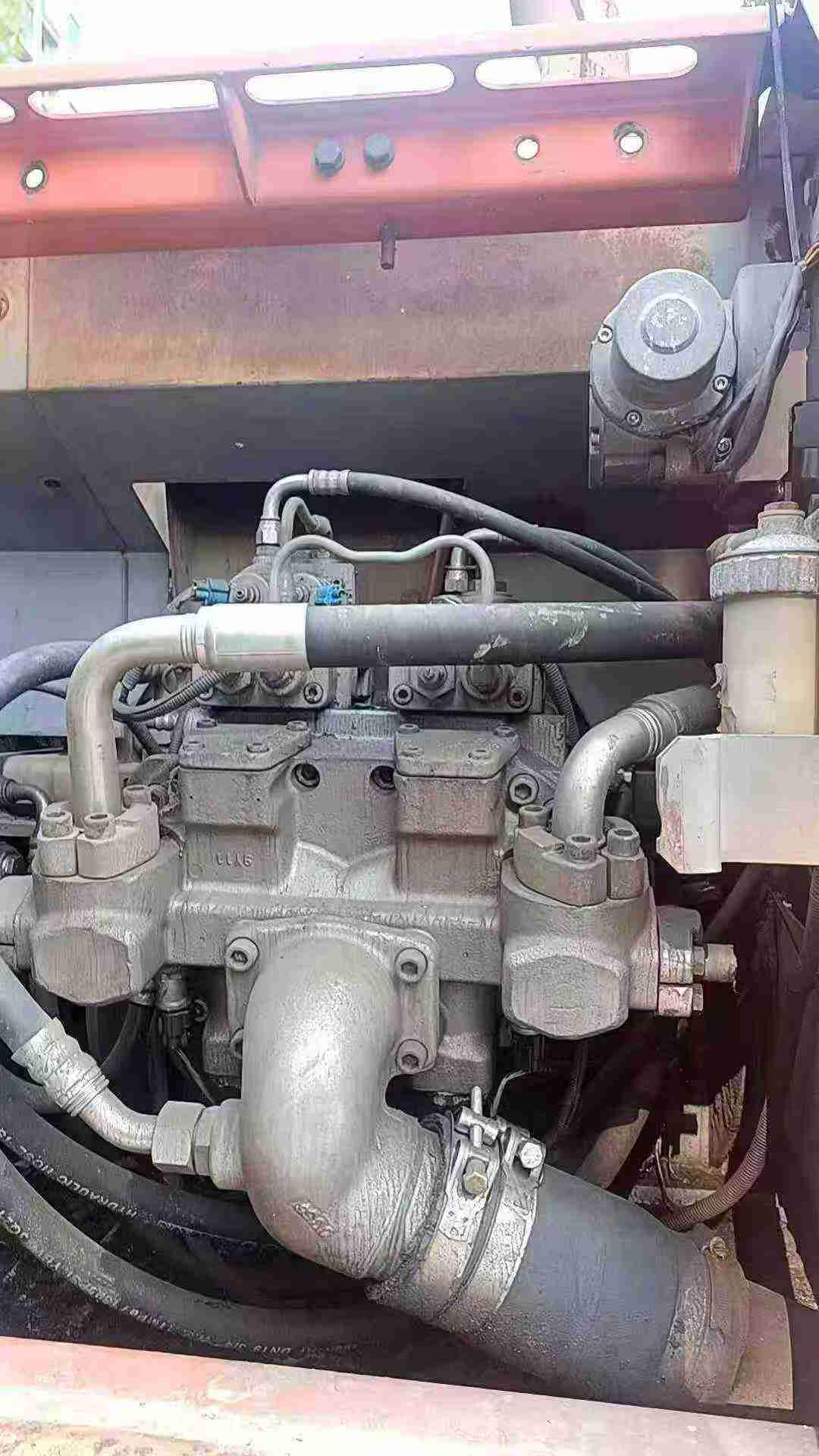 Used Hitachi ZX200-6 Excavator 2016 Model / 3