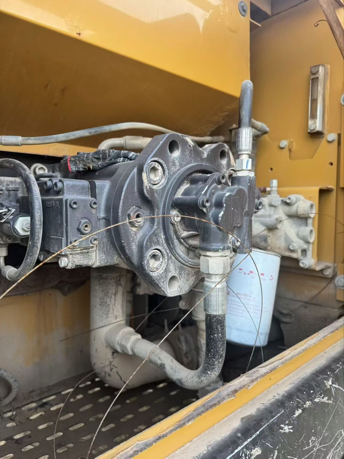 Used Sany SY215C Excavator 2017 Model / 4