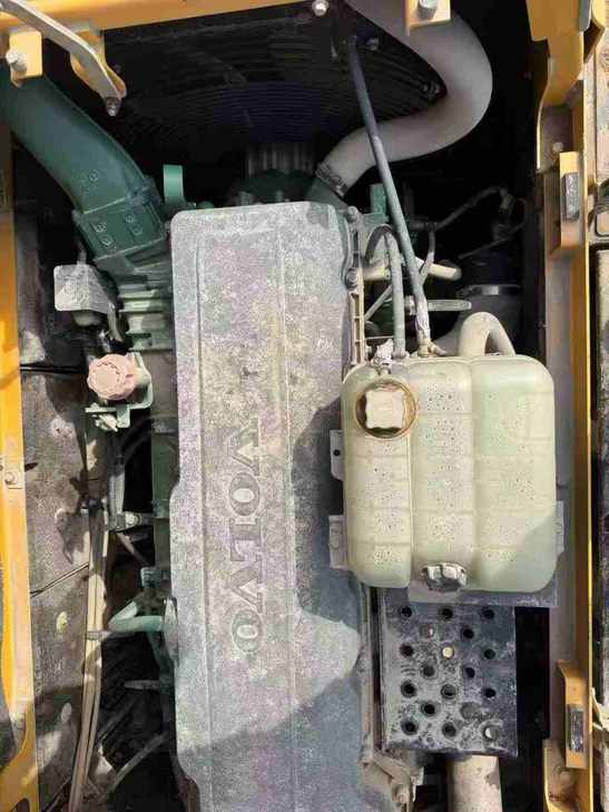 Buy Volvo EC480D Used Excavator / 1