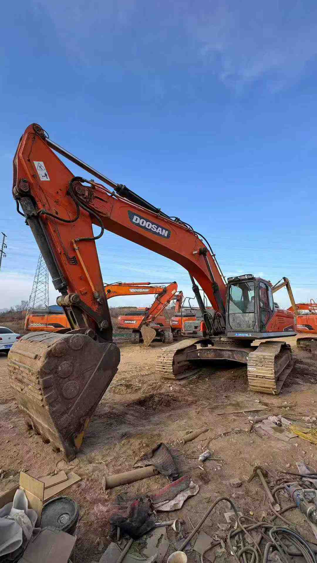 Used Doosan DX380LC-5 Excavator 2017 Model / 9