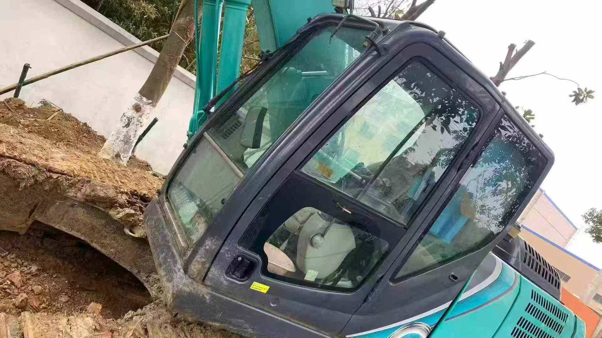 Used Kobelco SK210 Excavator 2018 Model / 4