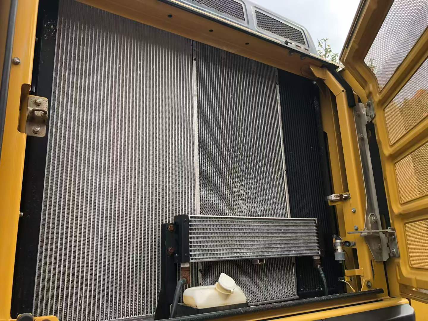 Used Caterpillar 336E Excavator 2016 Model / 3