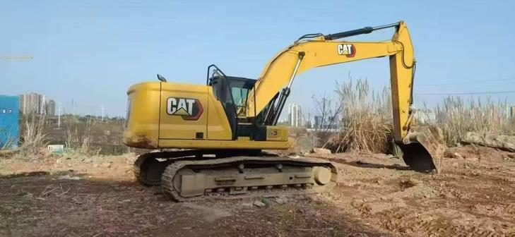 Buy Caterpillar 323 Used Excavator / 1
