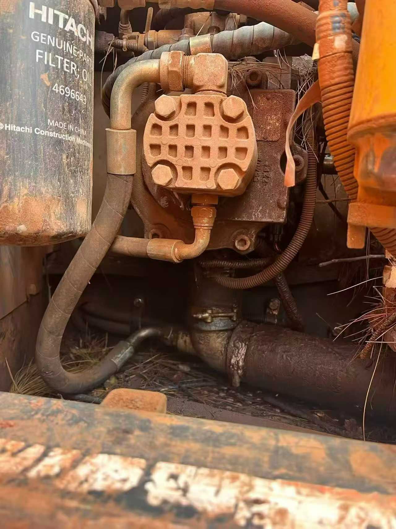 Used Hitachi ZX130-5A Excavator 2018 Model / 3