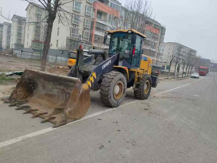 Buy XCMG XE300C Used Loader / 1