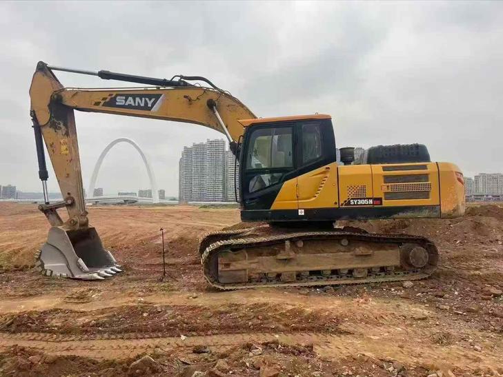 Buy Sany SY245H Used Excavator / 1