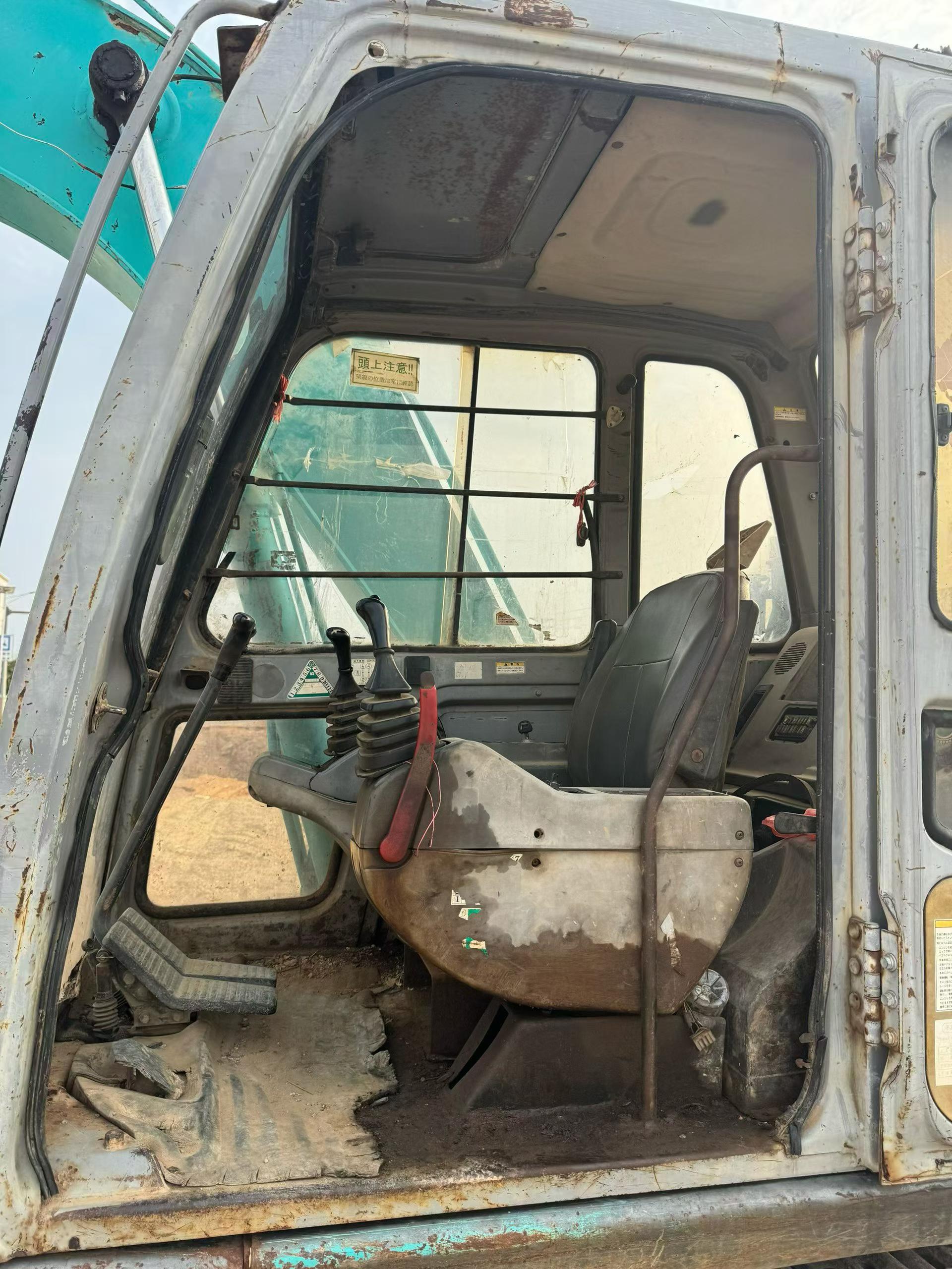 Used Kobelco  SK120-5.5 Excavator 2016 Model / 2