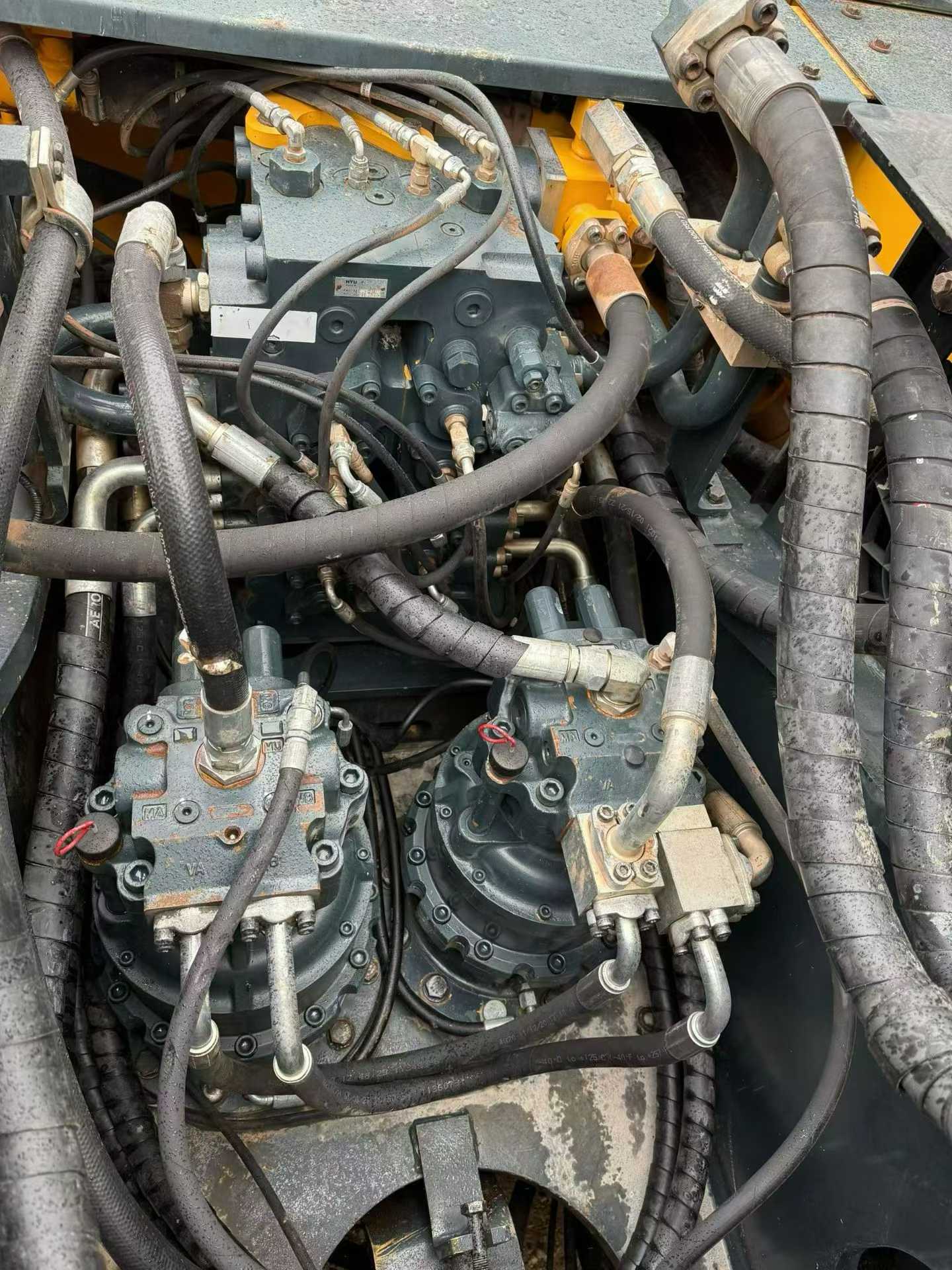 Used Hyundai HX550L Excavator 2021 Model / 6