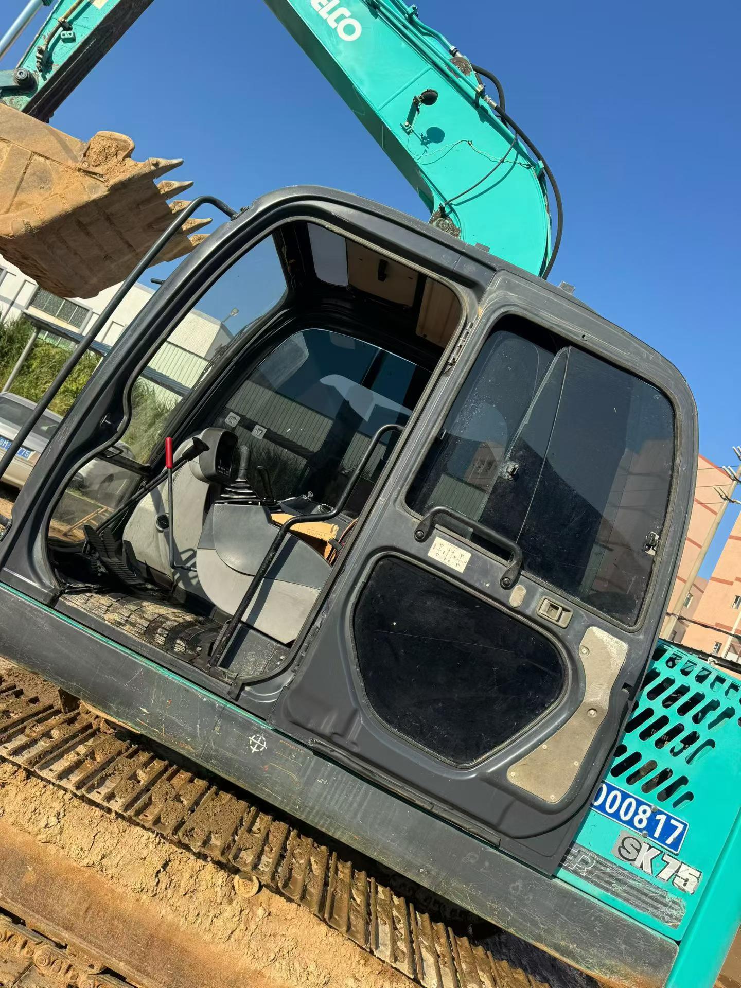 Used Kobelco SK75 Excavator 2016 Model / 3