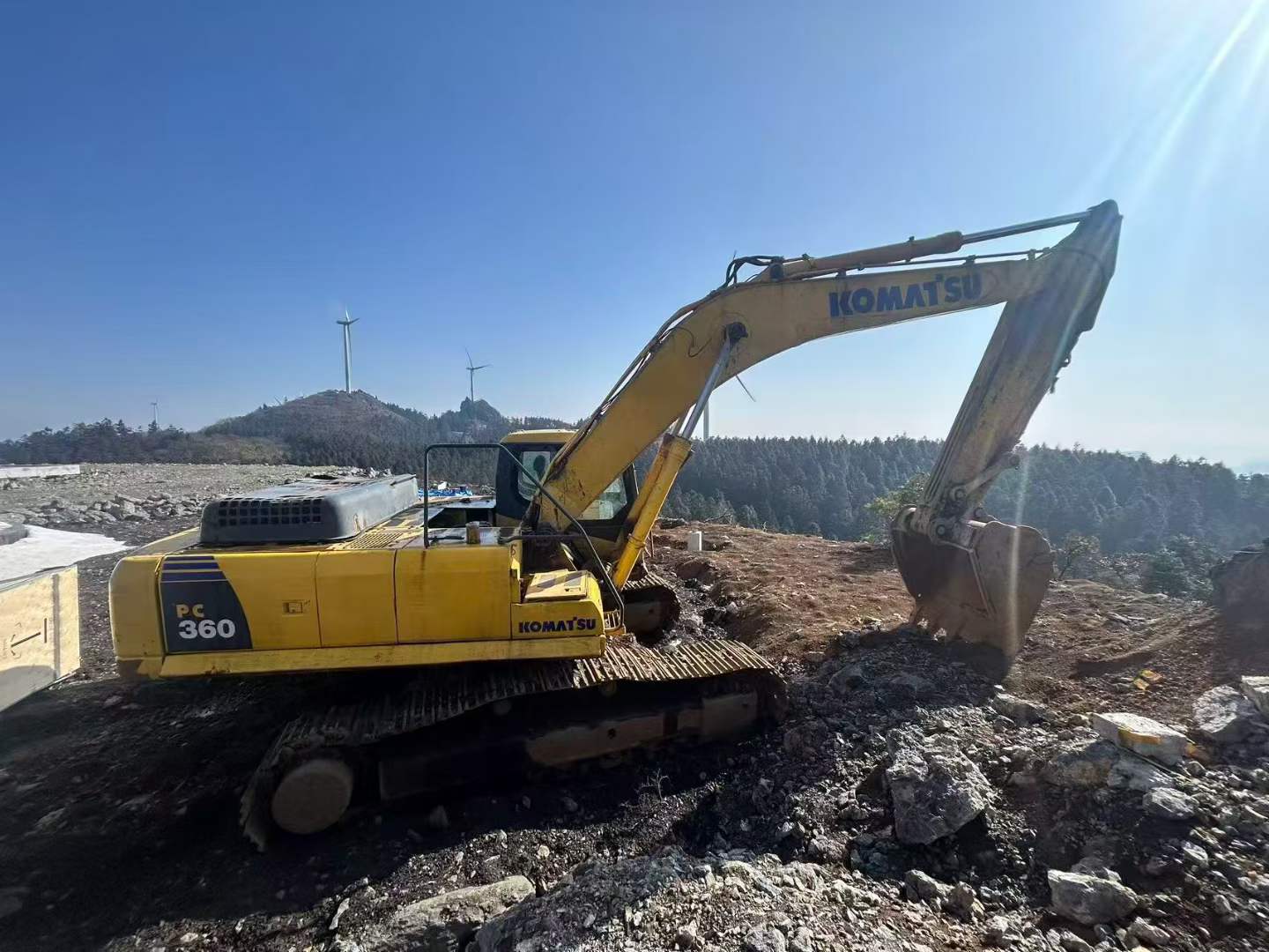 Used Komatsu PC360-7 Excavator 2016 Model / 3