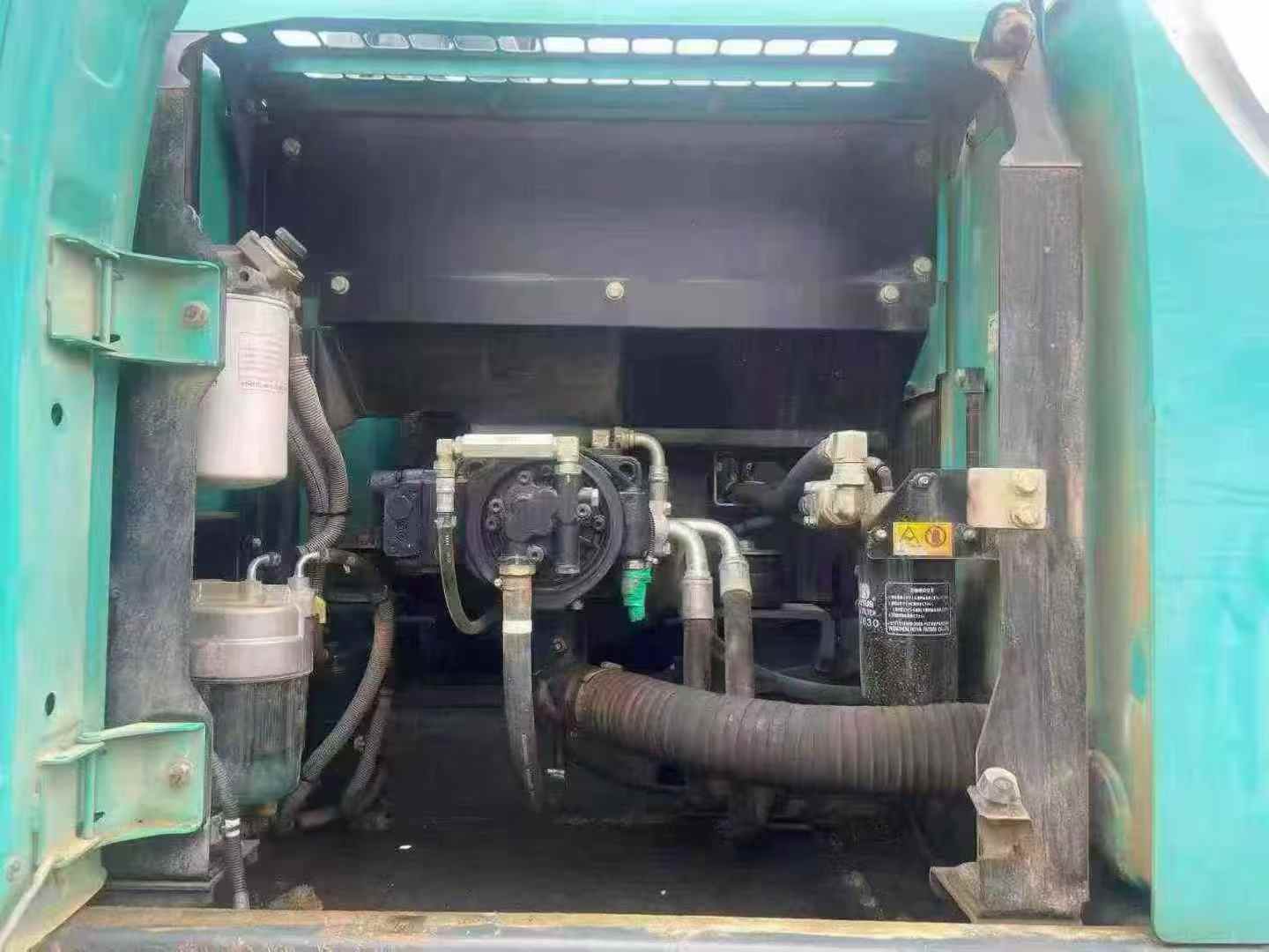 Used Kobelco SK200-10 Excavator 2016 Model / 3