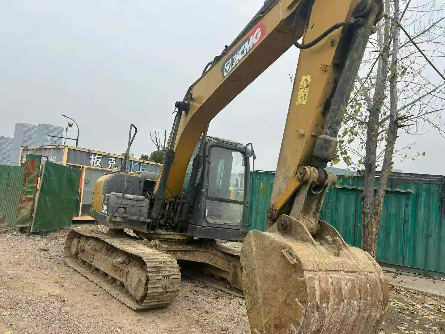 Used XCMG XE135B Excavator 2020 Model / 4