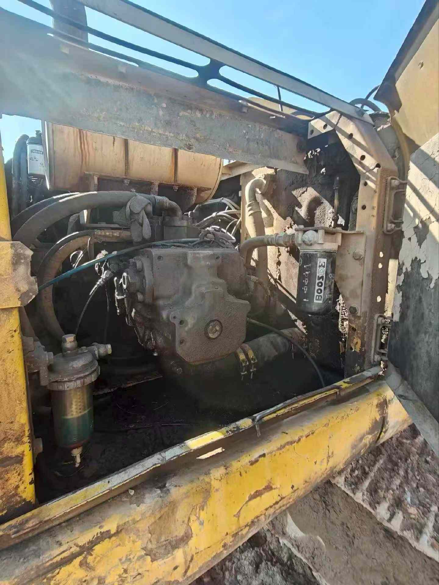 Used Komatsu PC200 Excavator 2016 Model / 3