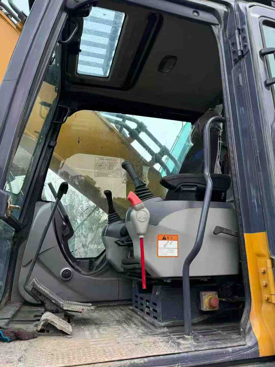 Used XCMG LW580GV Excavator 2022 Model / 9