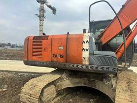 Buy Hitachi EX200-3 Used Excavator / 5 Used Hitachi EX200-3 Excavator 2011 Model / 5