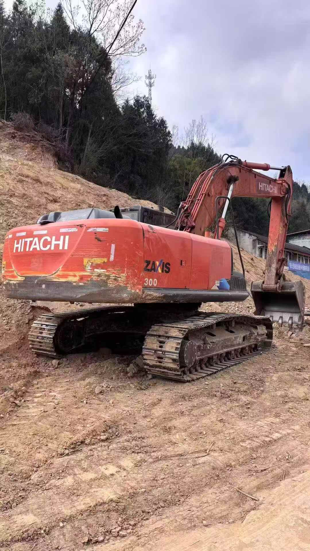Buy Hitachi ZW250 Used Excavator