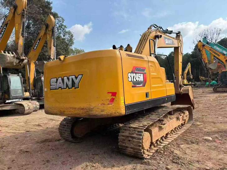 Buy Sany SY215C Used Excavator / 1