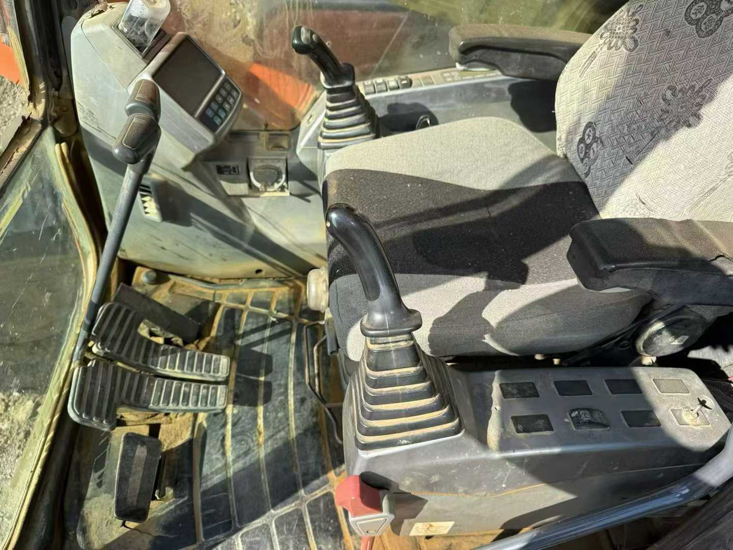 Used Doosan DX345 Excavator 2012 Model / 4