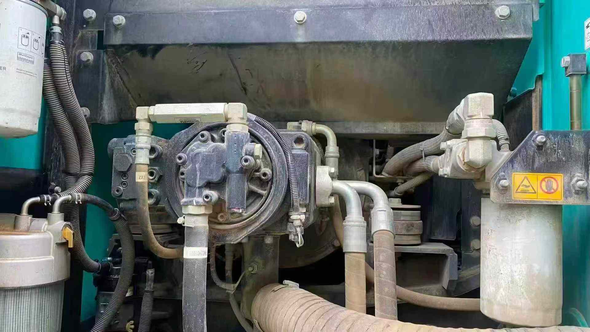 Used Kobelco SK210 Excavator 2018 Model / 6