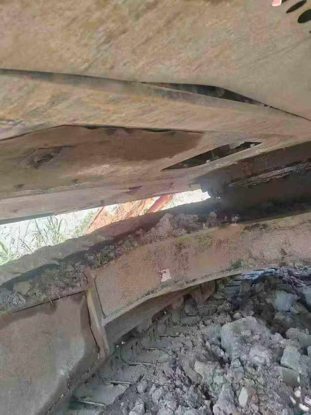 Used Hitachi EX200 Excavator 2014 Model / 3