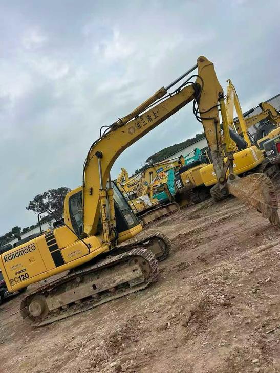 Buy Komatsu PC100-6 Used Excavator / 1