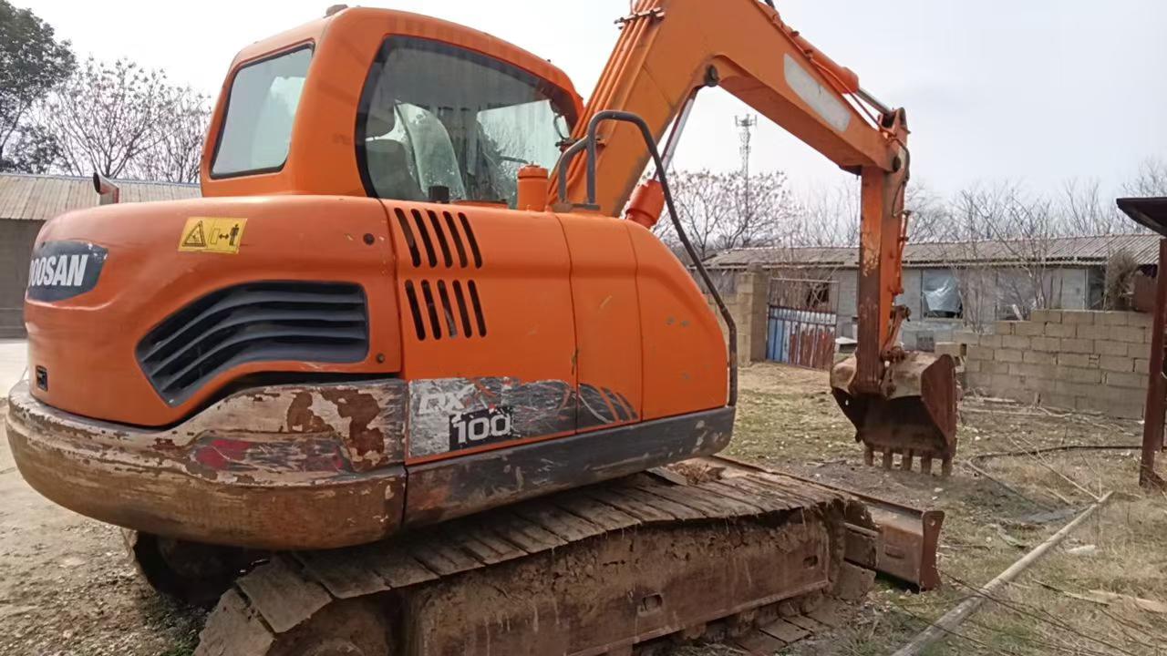 Used Doosan DH80 Excavator 2013 Model / 4
