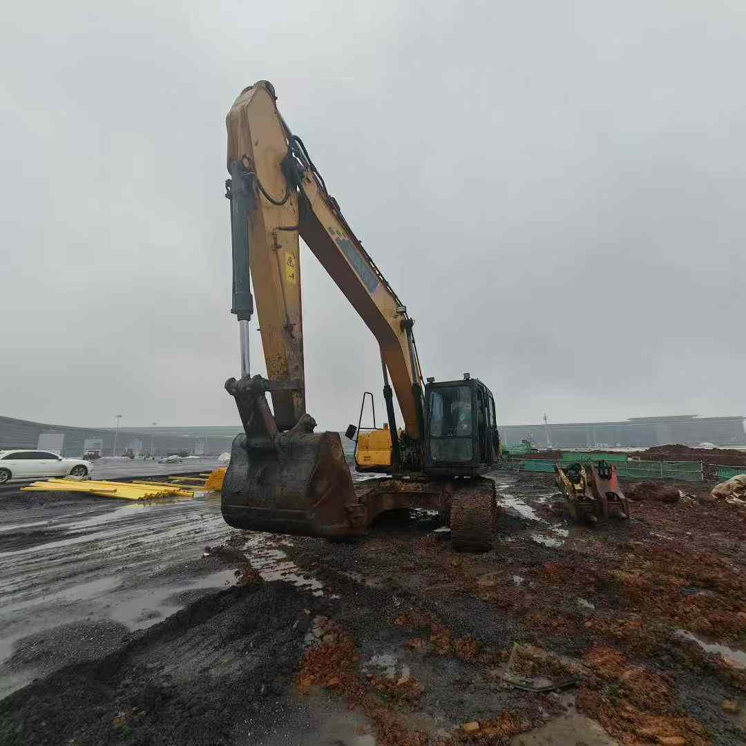 Used Sany SY200C Excavator 2021 Model / 3