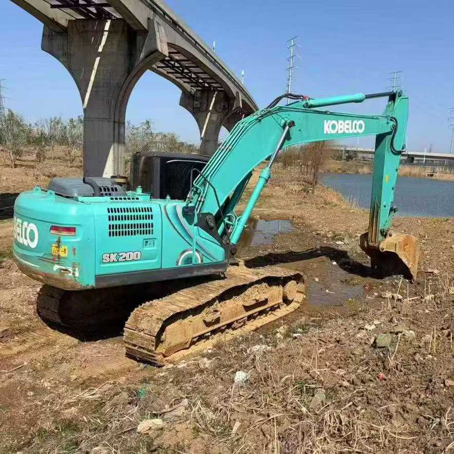Used Kobelco SK200 Excavator 2021 Model / 3