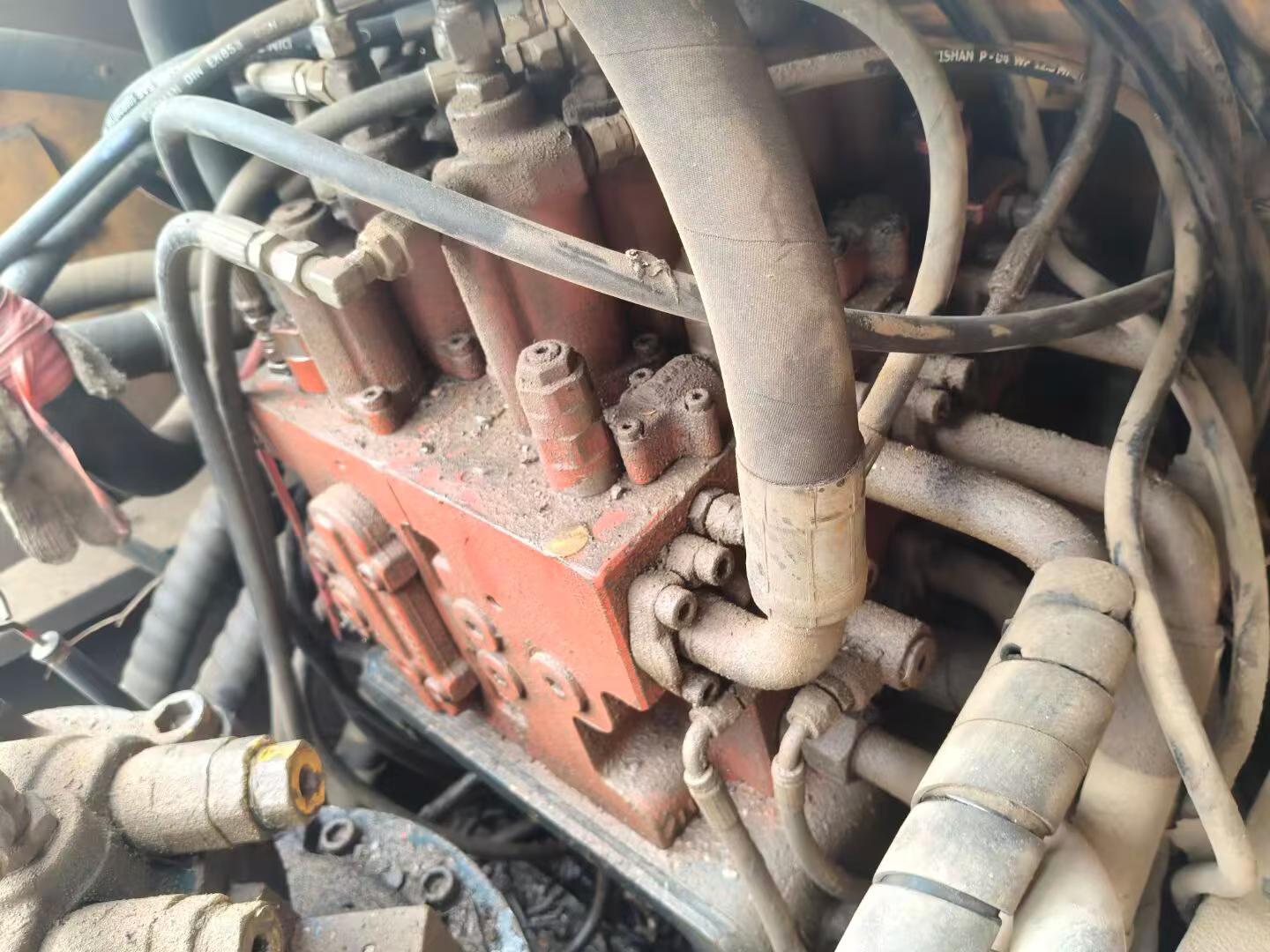 Used Hyundai R275LC-9T Excavator 2016 Model / 2