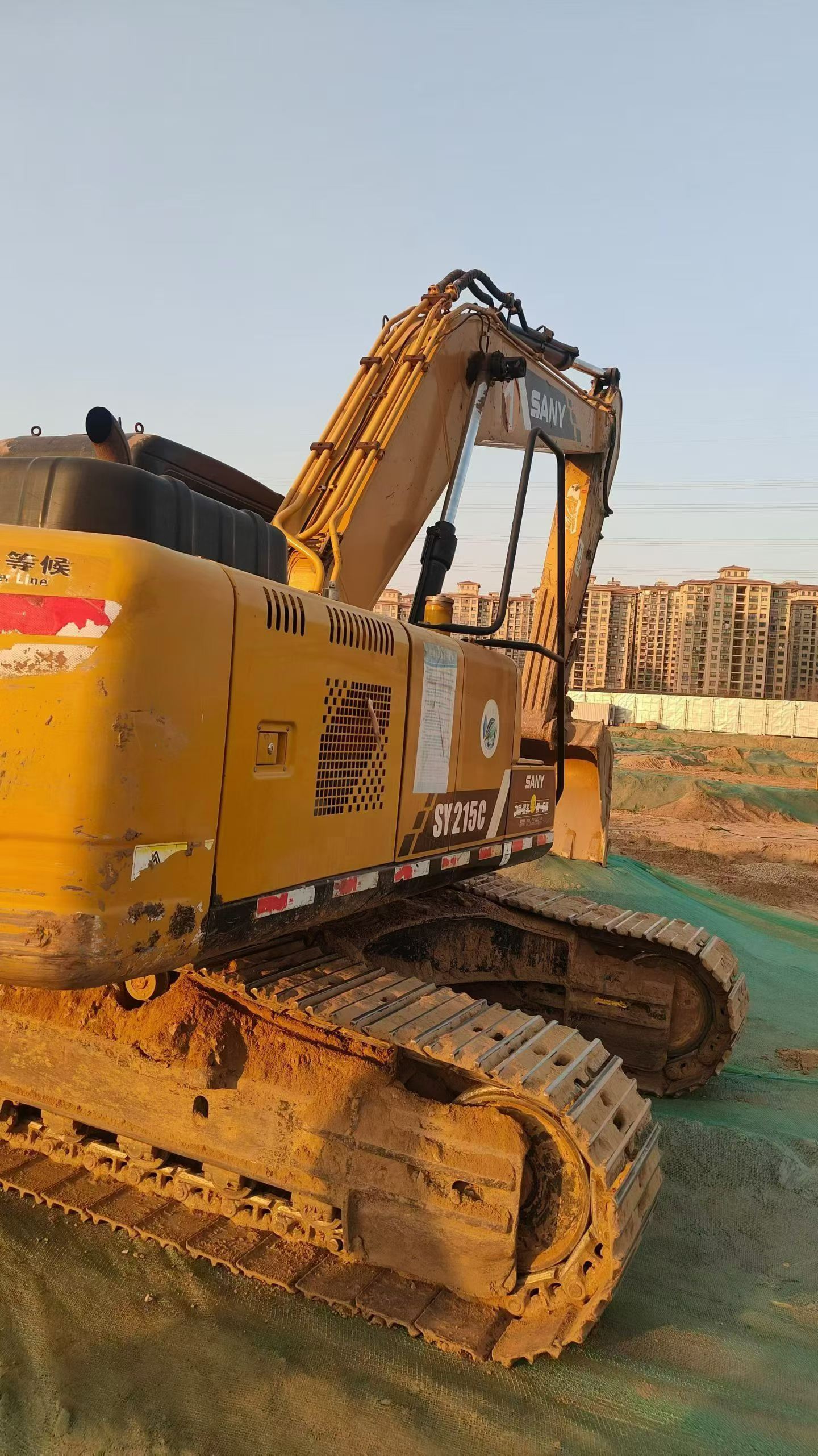 Used Sany SY215C Excavator 2017 Model / 4