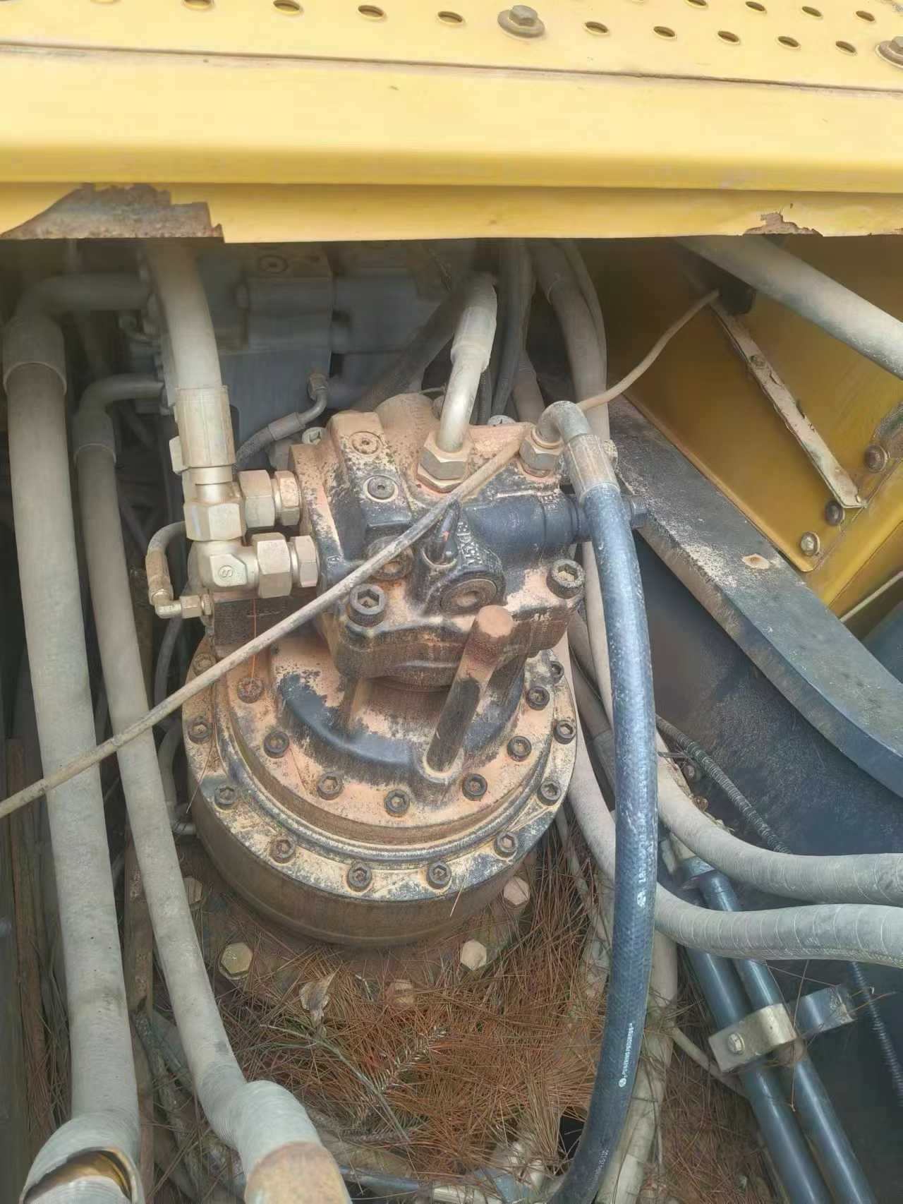 Used XCMG XE335C Excavator 2021 Model / 6