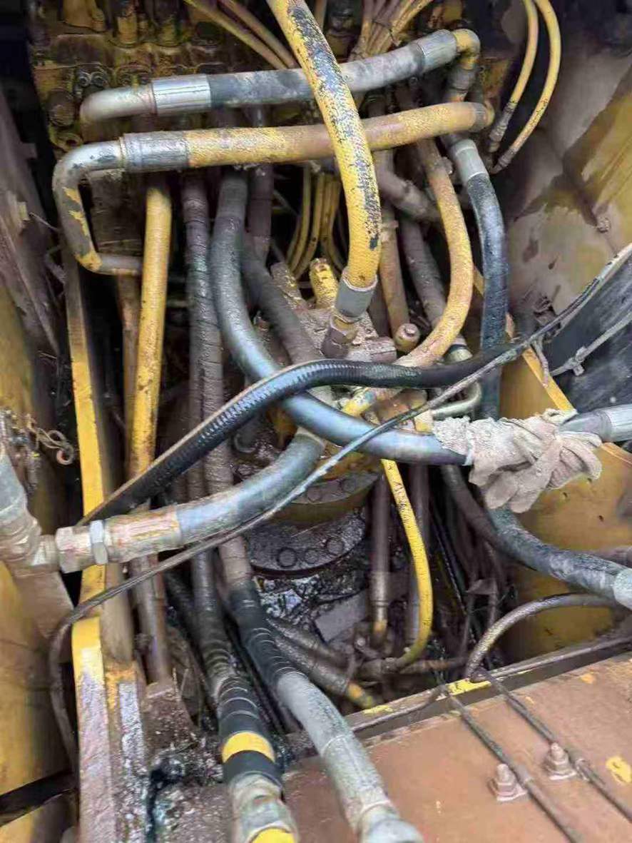 Used Caterpillar 320D Excavator 2012 Model / 4