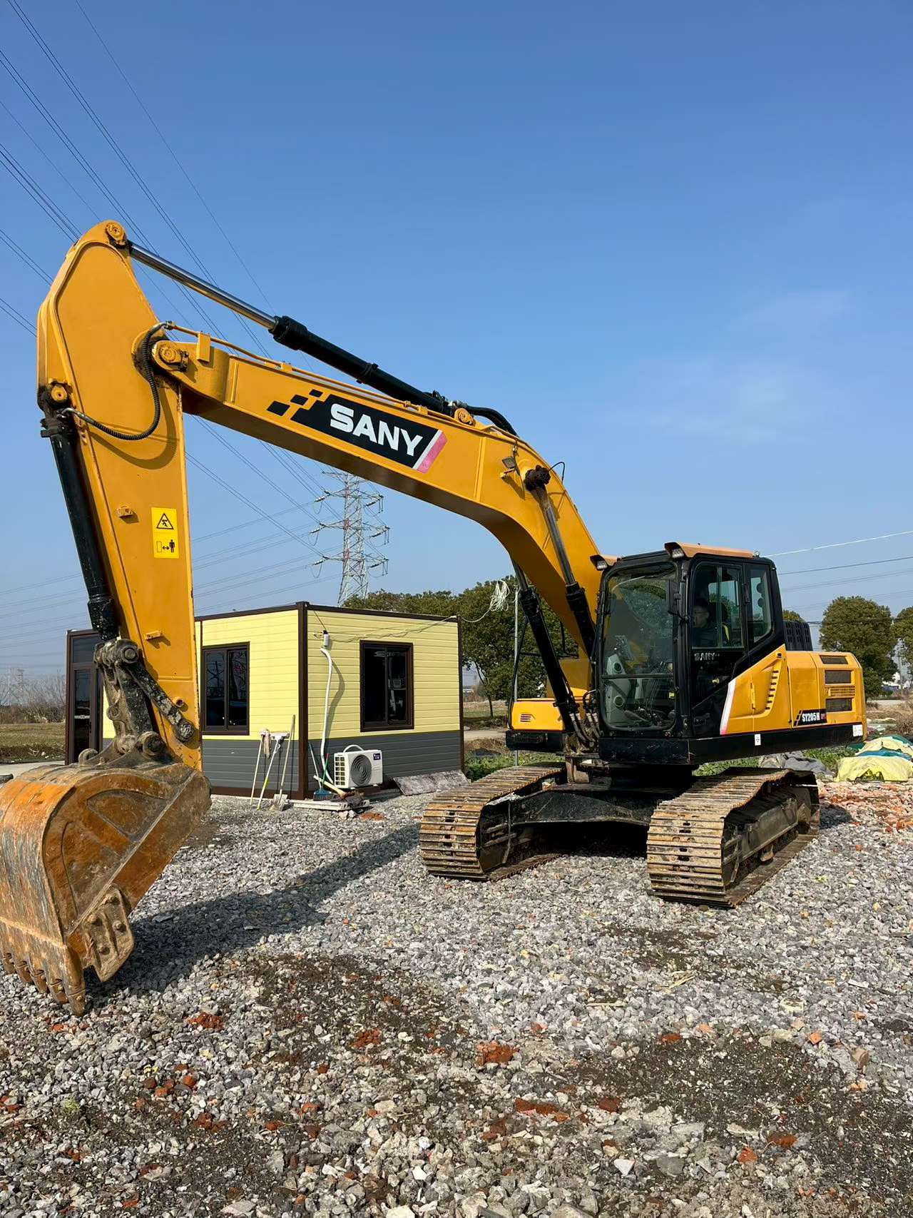 Used Sany SY205C Excavator 2022 Model / 3