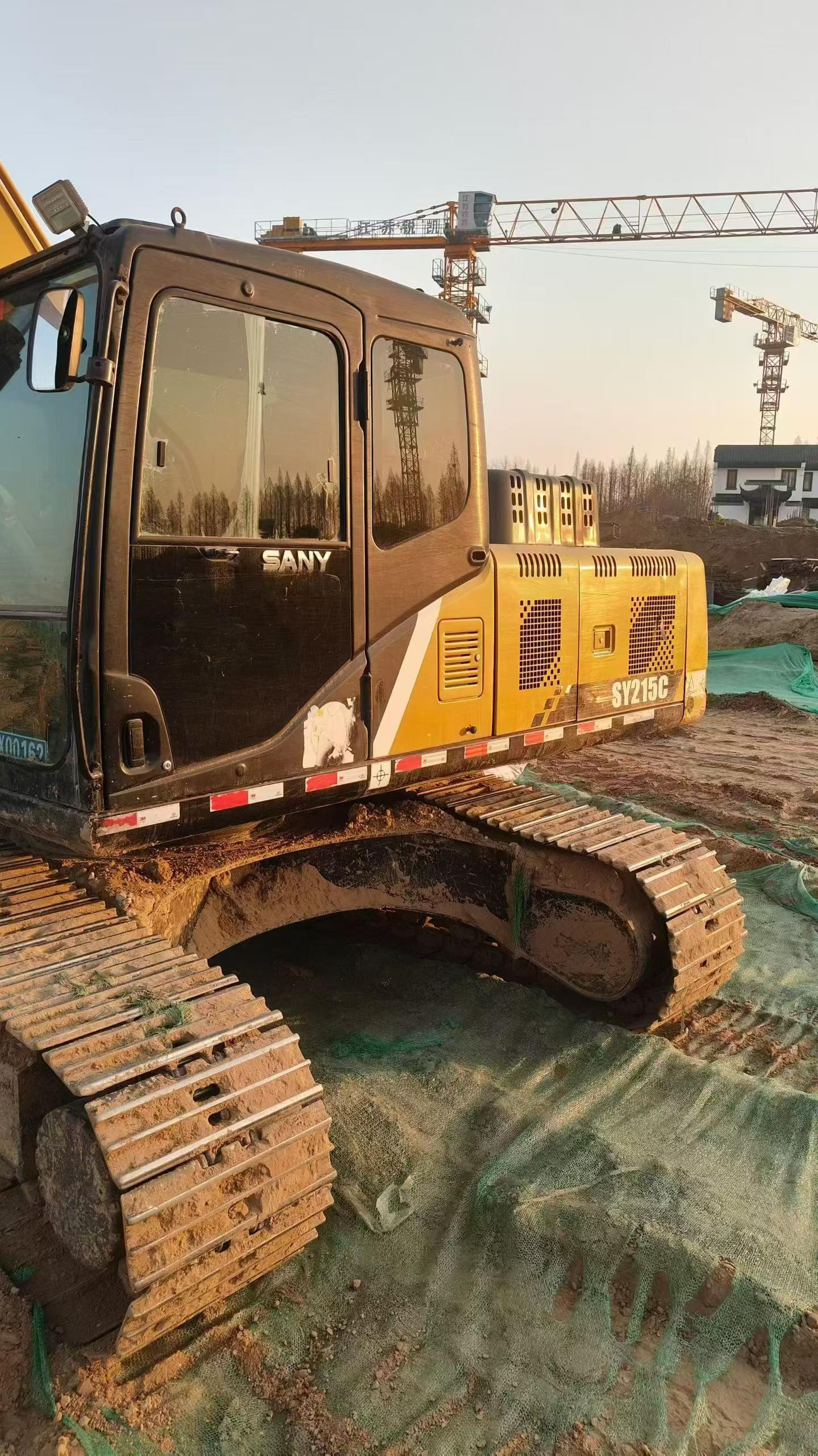 Used Sany SY215C Excavator 2017 Model / 6