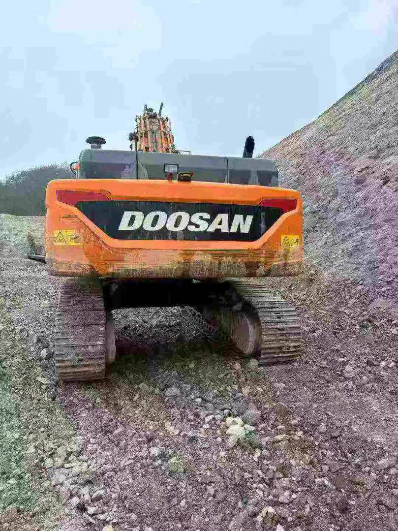 Used Doosan DX500LC-9C Excavator 2020 Model / 8