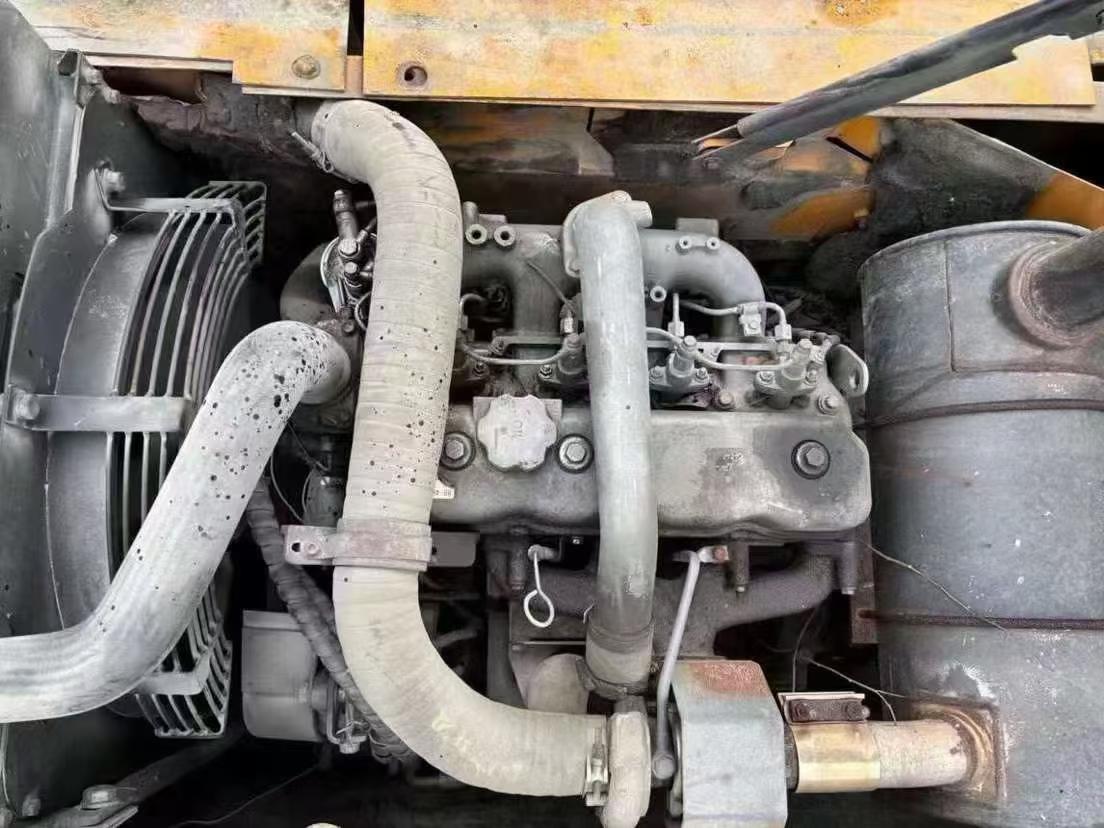 Used Sany SY135-8S Excavator 2016 Model / 4