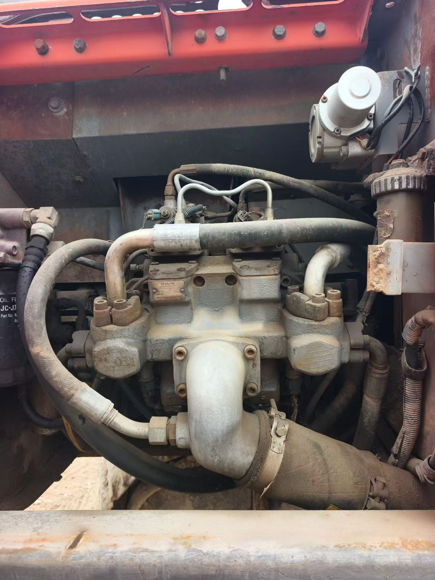 Used Hitachi EX200 Excavator 2011 Model / 4