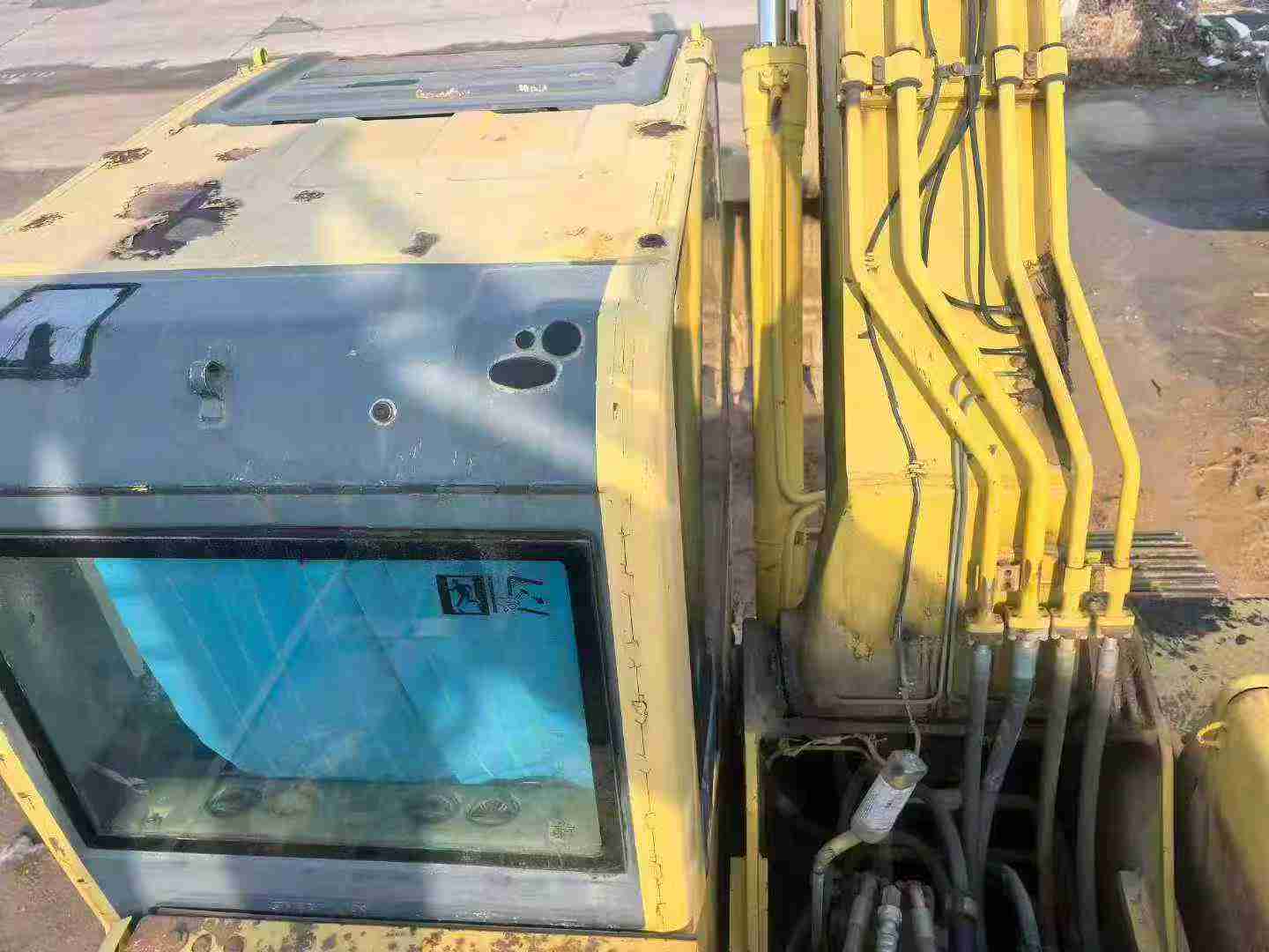 Used Komatsu PC200-8 Excavator 2012 Model / 4