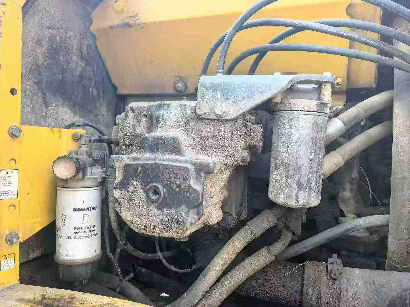 Used Komatsu PC200-8 Excavator 2012 Model / 6