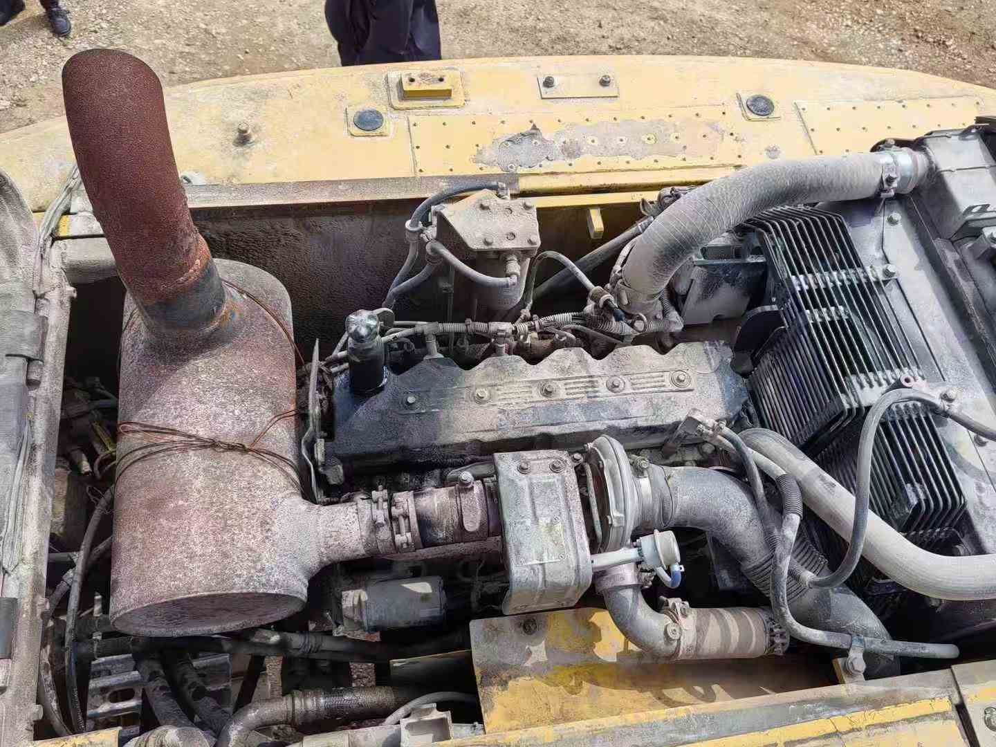 Used Komatsu PC200-8M0 Excavator 2013 Model / 6