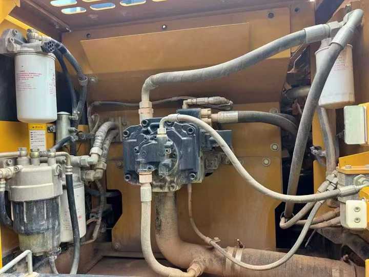 Used Sany SY215C Excavator 2021 Model / 5