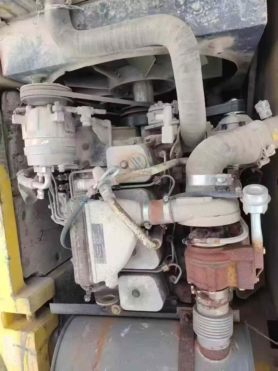 Used Hyundai R130W Excavator 2016 Model / 6