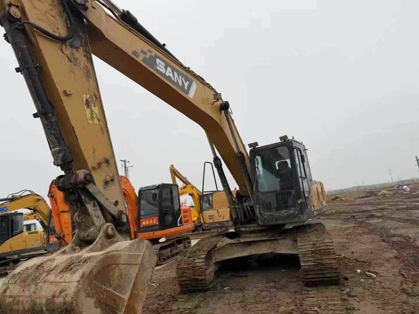 Used Sany SY215C Excavator 2018 Model / 9