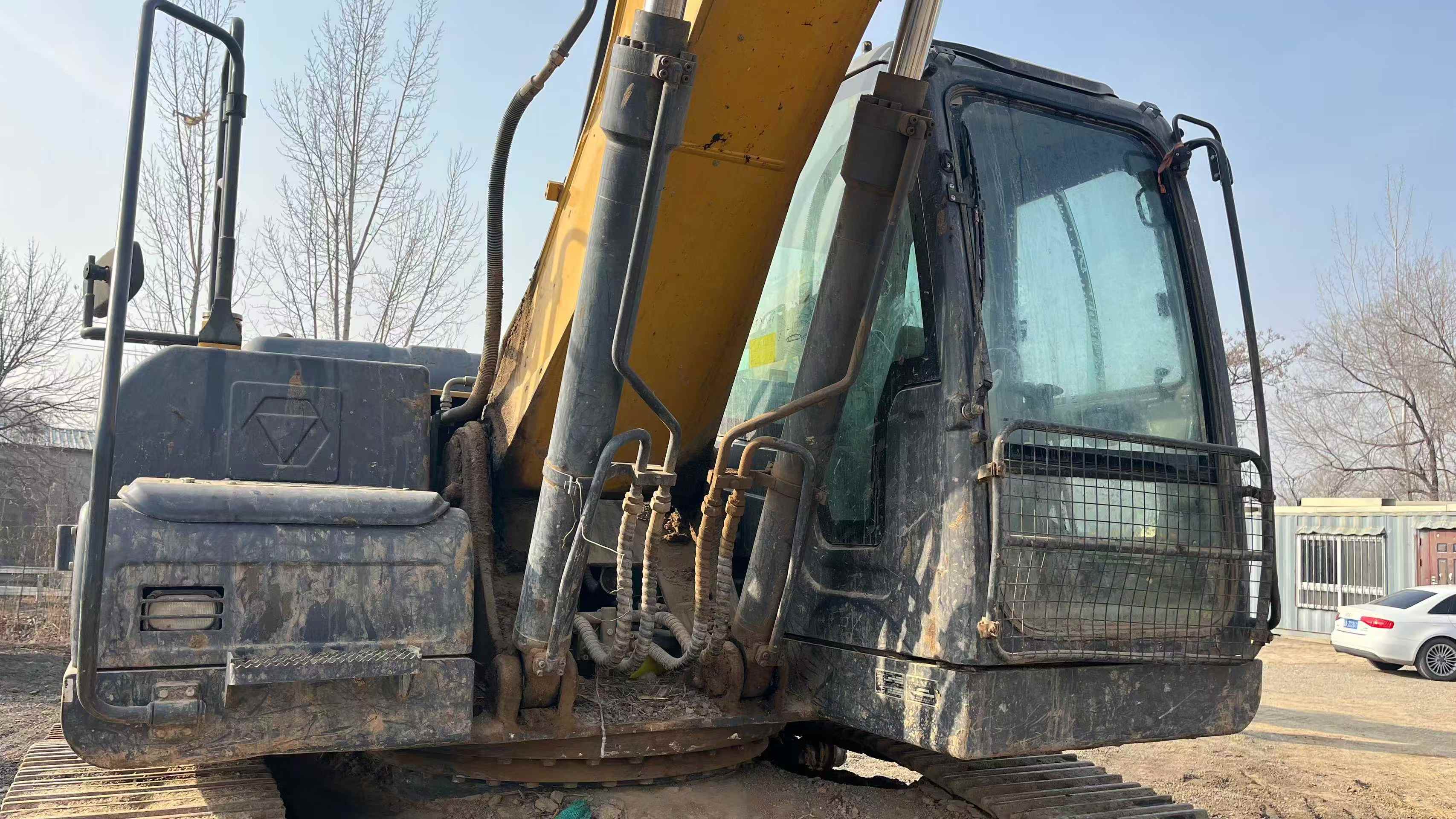 Used XCMG XE215D Excavator 2019 Model / 4