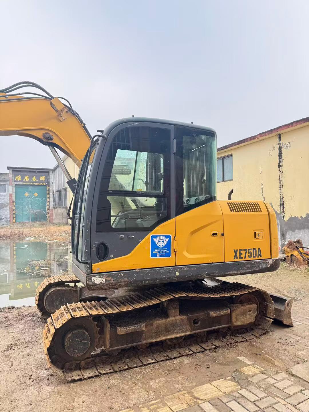 Used XCMG XE75C Excavator 2020 Model / 2