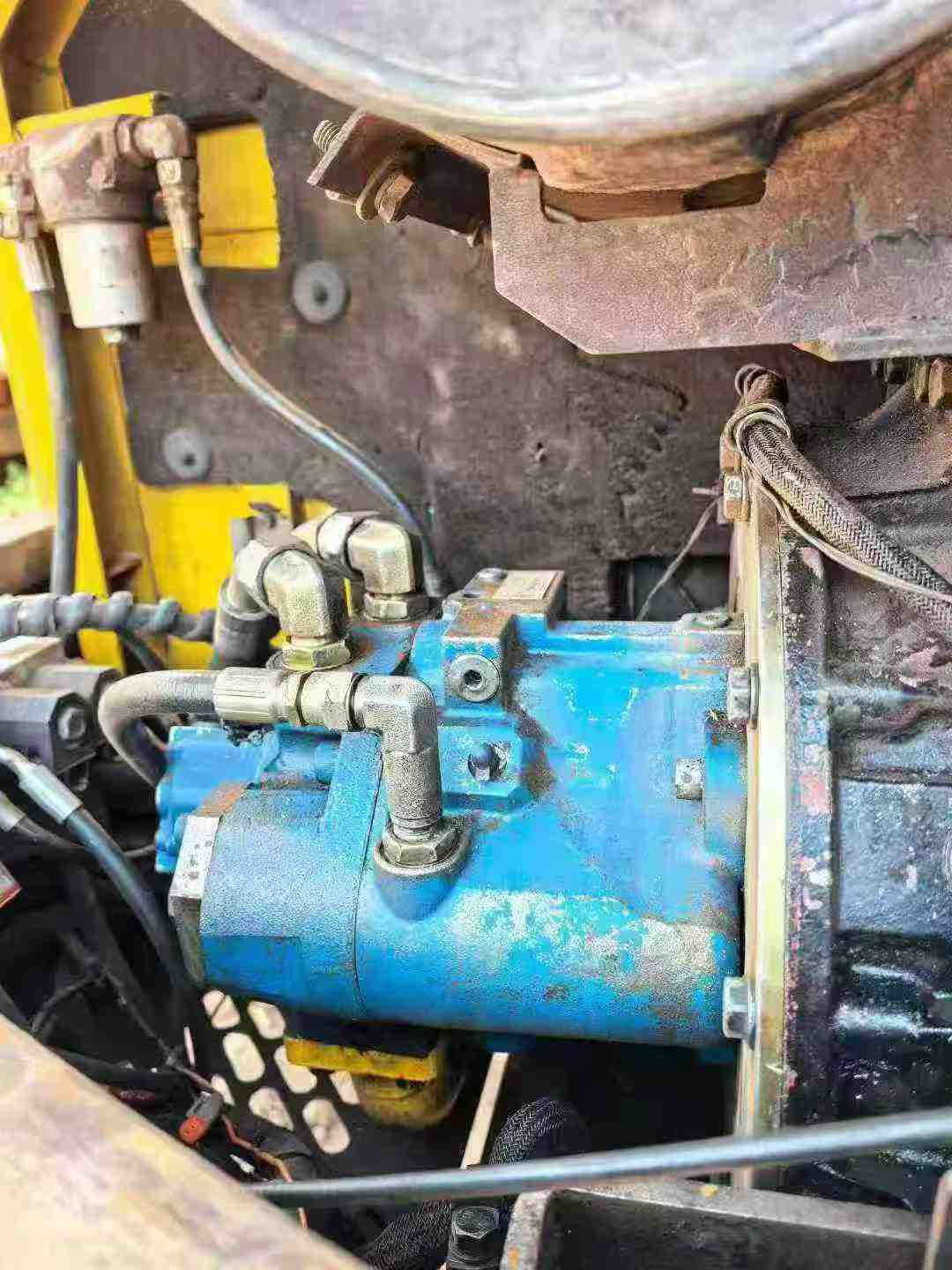 Used Hyundai R80G Excavator 2016 Model / 5