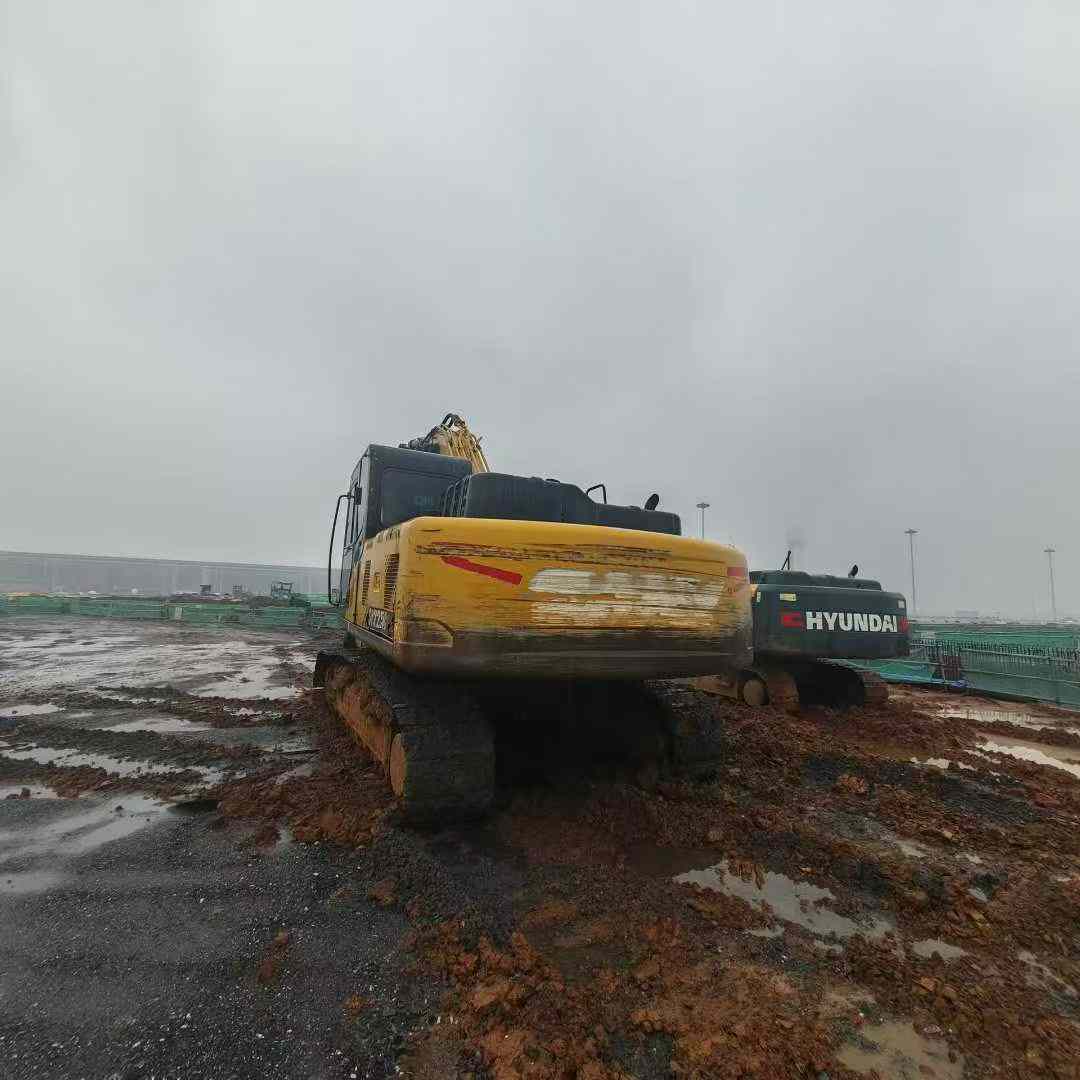 Used Sany SY200C Excavator 2021 Model / 5